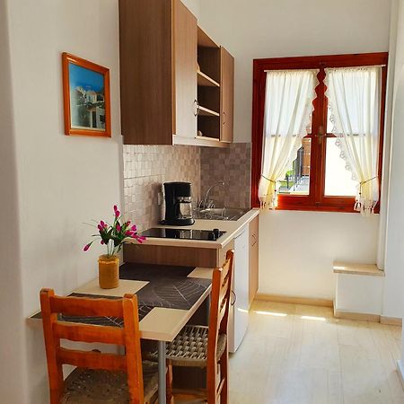 Nina Apartments Neo Klima Luaran gambar